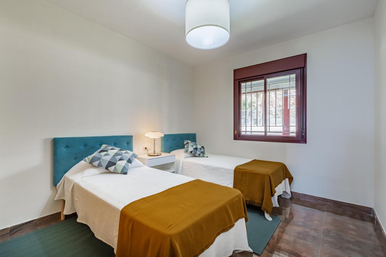 Paradise Suites Buenavista Beach Fuengirola Oda fotoğraf